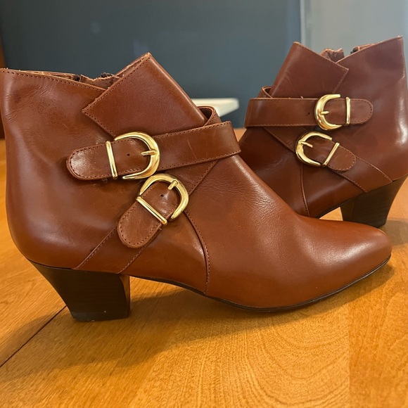 Vintage 90s Sudini Brown Italian Leather Ankle Boots Women’s Size 6.5 - Picture 1 of 3